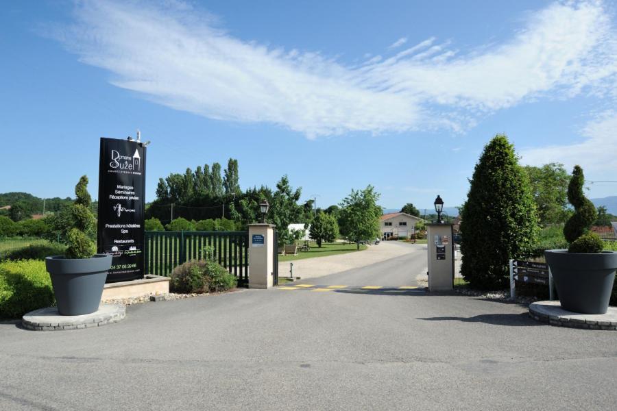 فندق Domaine De Suzel Vignieu المظهر الخارجي الصورة