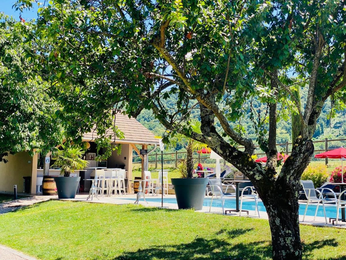 فندق Domaine De Suzel Vignieu المظهر الخارجي الصورة